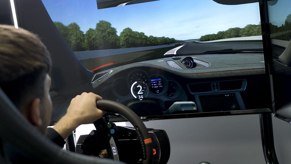 driven-oro-project-simulator-process Our experience spans from winning championships, operating leading race and country club venues and international FIA/FIM race track design.