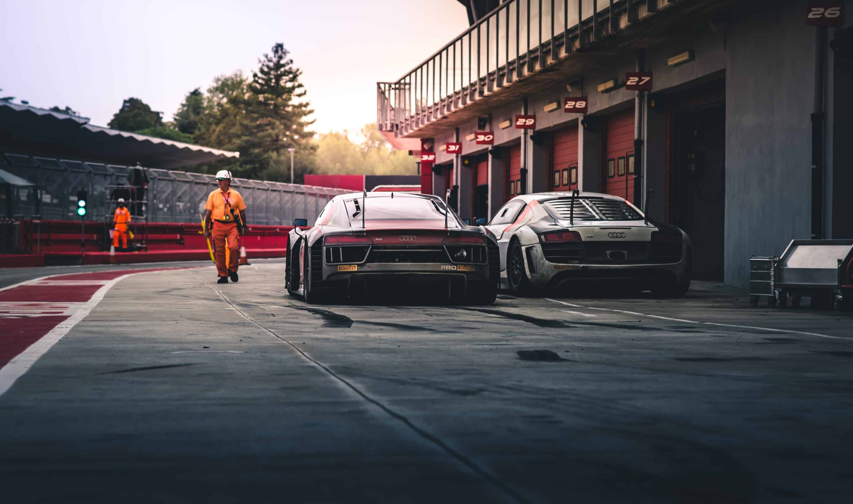 SpecialismPreview_-PitLaneMarshal race operations pit lane marshal